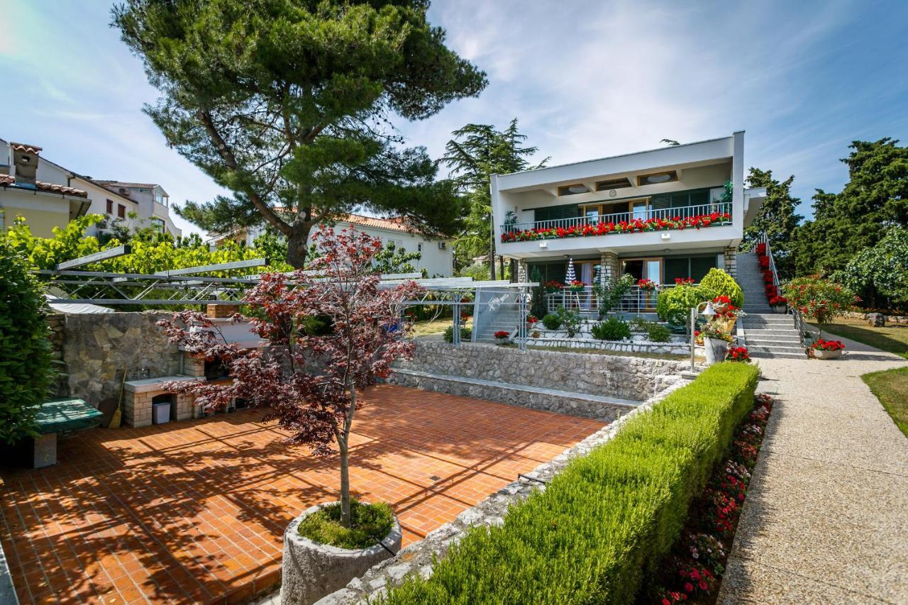 Studios Nada Krk Town Exteriér fotografie